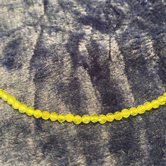 Genuine Peridot beaded necklace 18 inches 925. 25cts - Picture 6 of 7